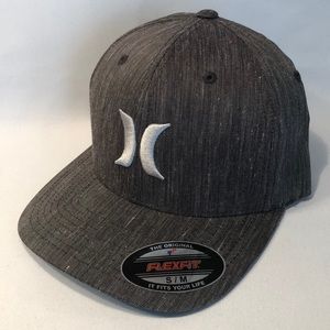 Hurley Black Suits Flexfit Gray Men’s S/M Hat Cap